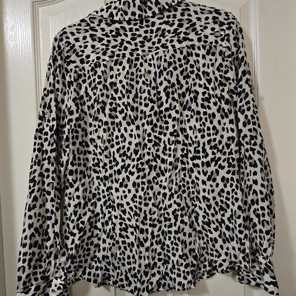 White House Black Market Animal Print Silk Button Up Blouse - Picture 2 of 3